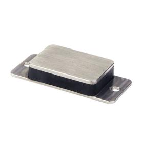 Inteligentní průmyslová kontrola inventáře sledující antikovové UHF RFID štítky